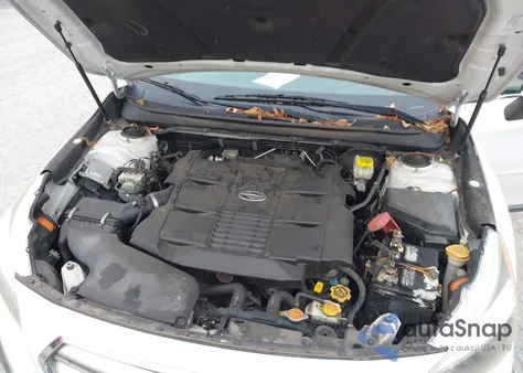 2016 Subaru Outback 3.6R Limited z USA, uszkodzony, nr VIN 4S4BSENC5G3356404